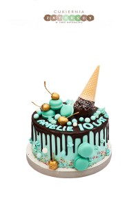 Tort Turkusowy z Rożkiem Dla Dziewczynki