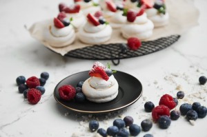 Zestaw Mini Bezy Pavlova  10 szt 