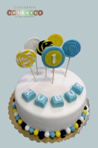 Tort na roczek Lizaki dla chłopca