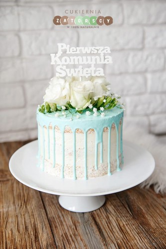 tort-komunijny-drip-cake-z-zywymi-kwiatami-topperem-cukiernia-krakow-zatorscy-dostawa-do-domu-zamowienia-online-naturalne-pyszne-wypieki.jpg